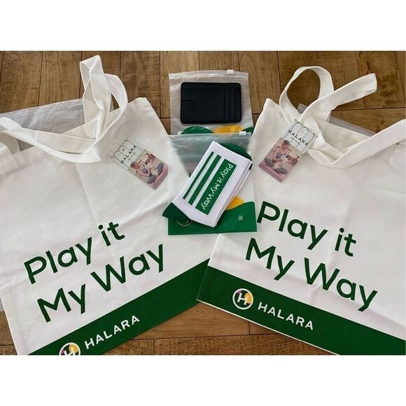 Halara Tote Bags & Accessories Set Lot #2 - Picture 1 of 1